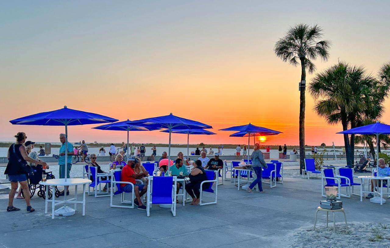 Thunderbird Beach Resort St. Pete Beach Exterior photo