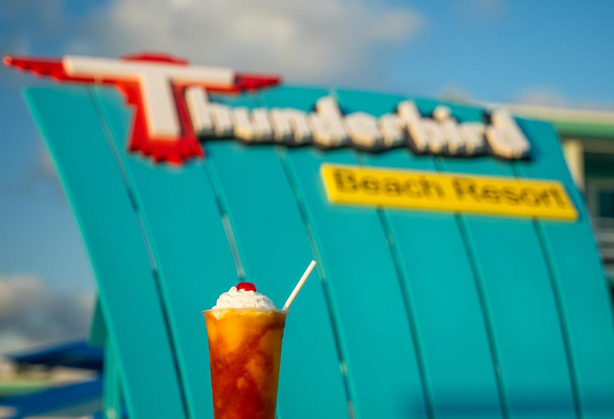 Thunderbird Beach Resort St. Pete Beach Exterior photo