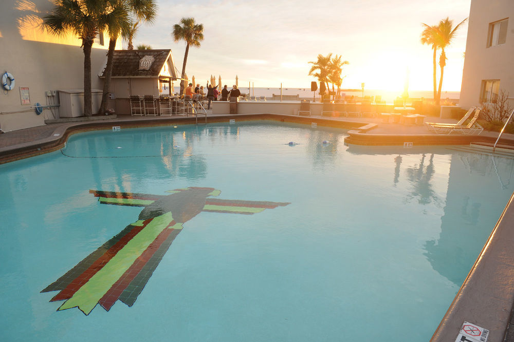 Thunderbird Beach Resort St. Pete Beach Exterior photo